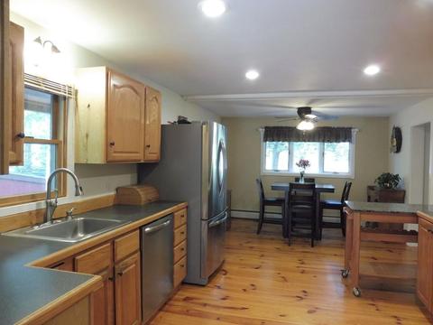 13 Laurel Dr, Ashburnham, MA 01430 photo 4