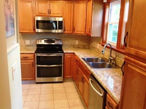 39 Rimmon Ave, Springfield, MA 01107 photo 2