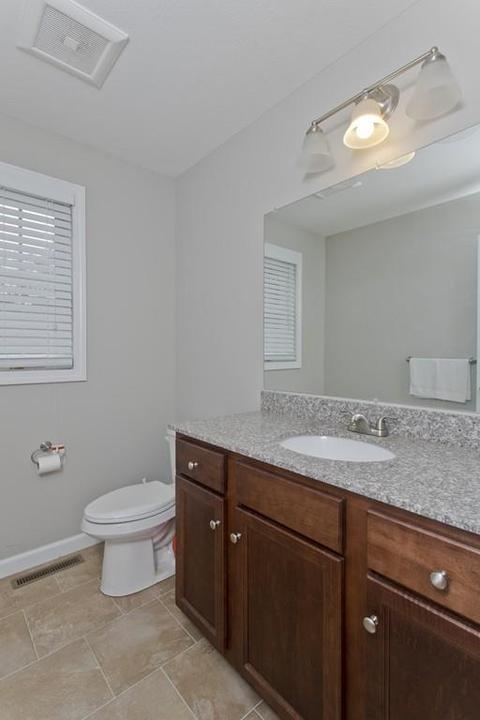 188 Naismith St, Springfield, MA 01104 photo 10