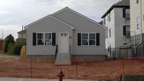 313 County St, Fall River, MA 02723 photo 1