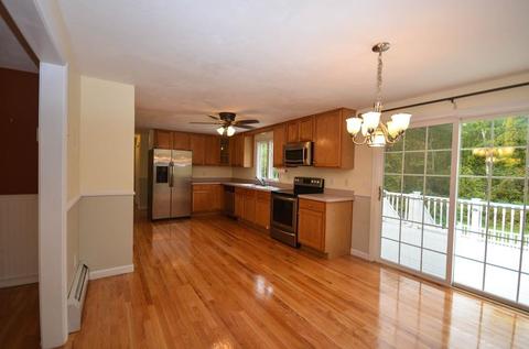 5 Tipperary Dr, Sutton, MA 01590 photo 5