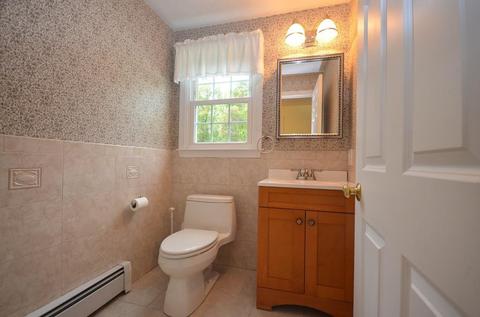 5 Tipperary Dr, Sutton, MA 01590 photo 11
