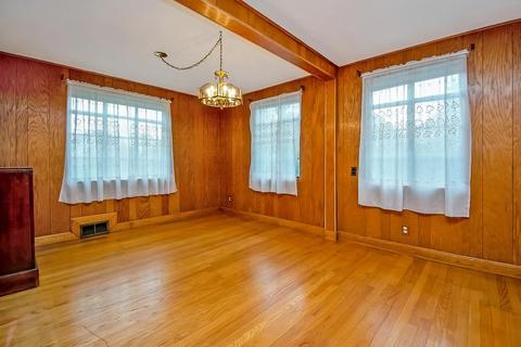 36 Sabin St, Springfield, MA 01151 photo 7