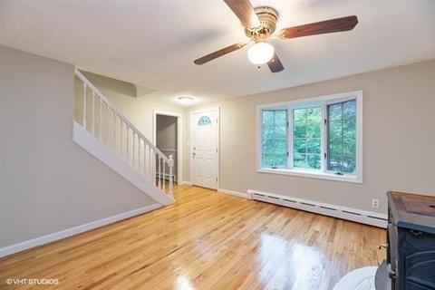 119 White Oak Rd, Springfield, MA 01128 photo 12