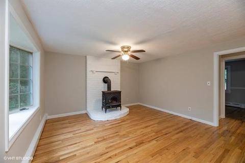 119 White Oak Rd, Springfield, MA 01128 photo 11