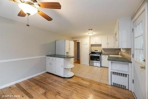 119 White Oak Rd, Springfield, MA 01128 photo 4