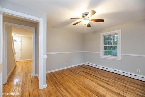 119 White Oak Rd, Springfield, MA 01128 photo 14