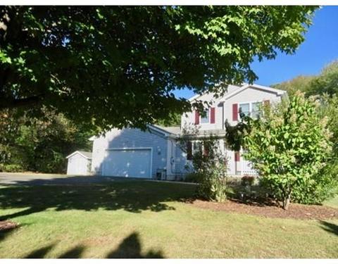 17 Stanley St, Easthampton, MA 01027 photo 3