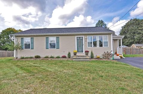 36 Wright Cir, Attleboro, MA 02703 photo 2