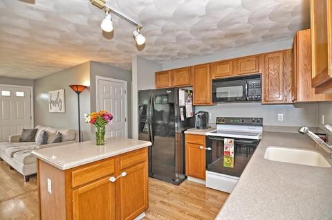 36 Wright Cir, Attleboro, MA 02703 photo 12
