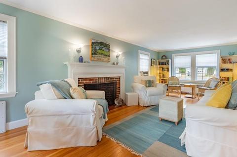 4 Robert Rd, Marblehead, MA 01945 photo 5