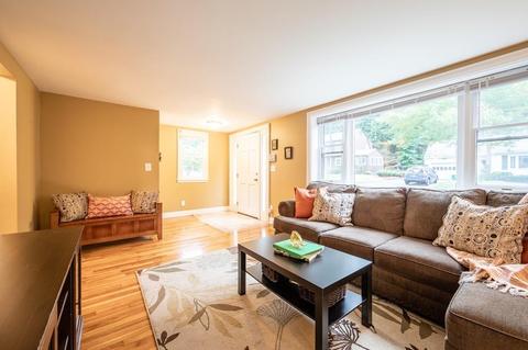 16 Robert St, Wakefield, MA 01880 photo 6