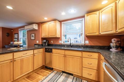 16 Robert St, Wakefield, MA 01880 photo 13