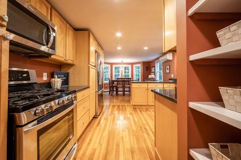 16 Robert St, Wakefield, MA 01880 photo 11