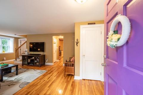16 Robert St, Wakefield, MA 01880 photo 3