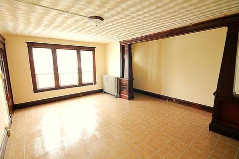 274 Main St, Springfield, MA 01151 photo 3