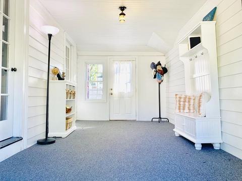 511 Lake Ave, Worcester, MA 01604 photo 6