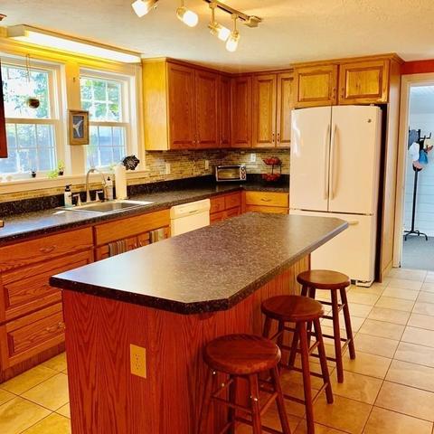 511 Lake Ave, Worcester, MA 01604 photo 14