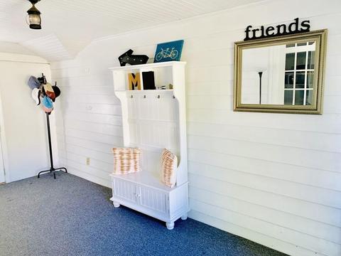 511 Lake Ave, Worcester, MA 01604 photo 8