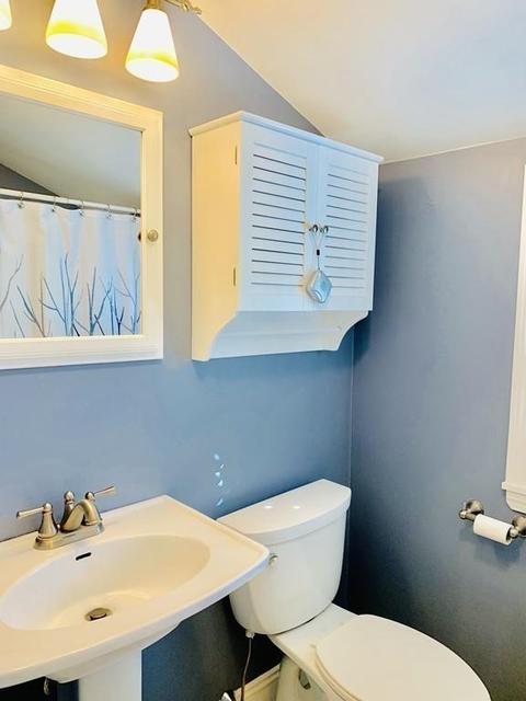 511 Lake Ave, Worcester, MA 01604 photo 27