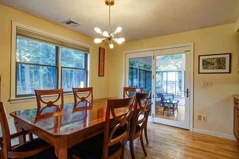 3 Crown Dr, Easthampton, MA 01027 photo 9
