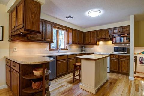 3 Crown Dr, Easthampton, MA 01027 photo 8