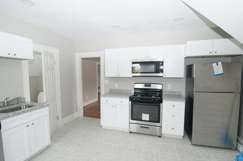 28 1st St, Webster, MA 01570 photo 18