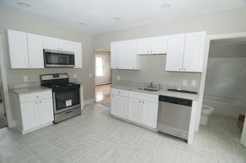28 1st St, Webster, MA 01570 photo 7