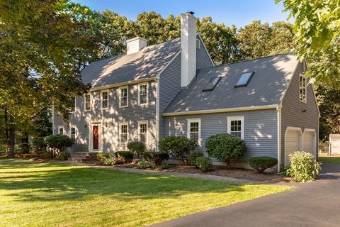 4 Concord, Walpole, MA 02081 photo 1