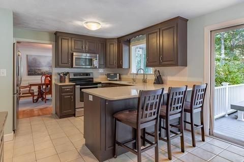 4 Concord, Walpole, MA 02081 photo 6