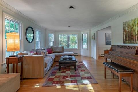 4 Concord, Walpole, MA 02081 photo 3