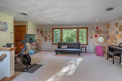 4 Concord, Walpole, MA 02081 photo 14