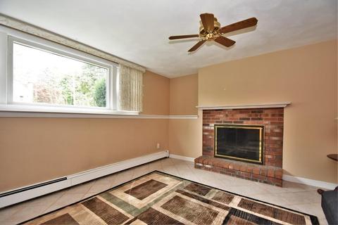 56 Red Gate Ln, Reading, MA 01867 photo 13