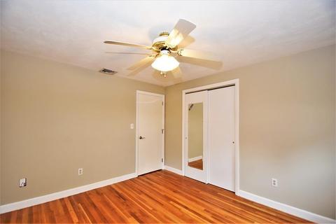 56 Red Gate Ln, Reading, MA 01867 photo 8