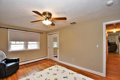 56 Red Gate Ln, Reading, MA 01867 photo 9