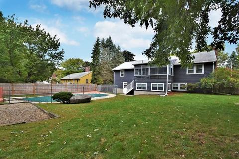 56 Red Gate Ln, Reading, MA 01867 photo 17