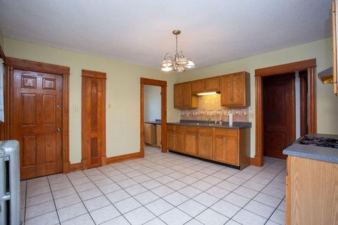 45 Devens St, Springfield, MA 01151 photo 26