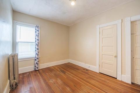 41 Bryant St, Springfield, MA 01108 photo 22