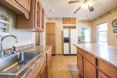 41 Bryant St, Springfield, MA 01108 photo 8