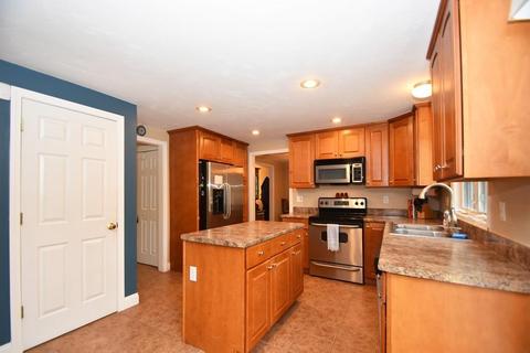 119 Sutton Rd, Webster, MA 01570 photo 4