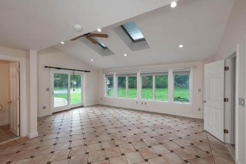 7 Westview, Sutton, MA 01590 photo 3