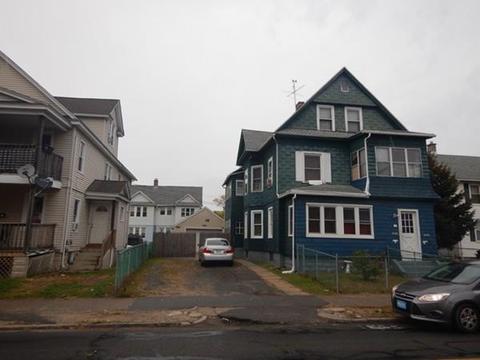 555 Armory St, Springfield, MA 01104 photo 2