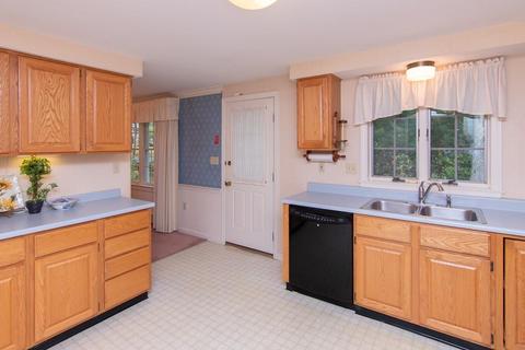 391 Old Post Rd, Walpole, MA 02081 photo 11