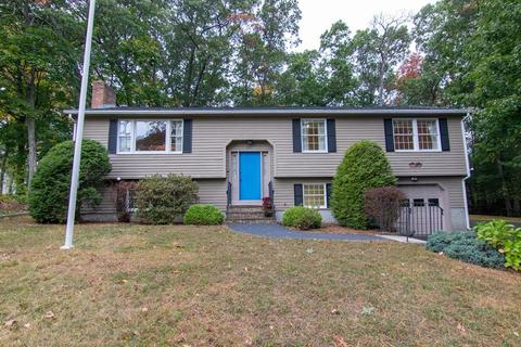 391 Old Post Rd, Walpole, MA 02081 photo 1