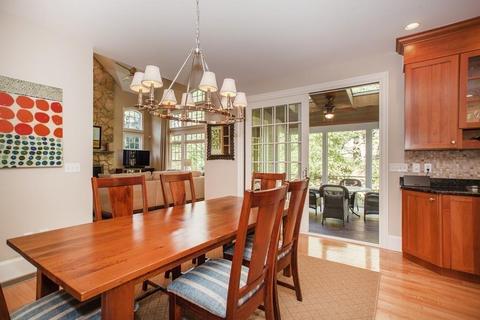 28 Cross St, Dover, MA 02030 photo 4