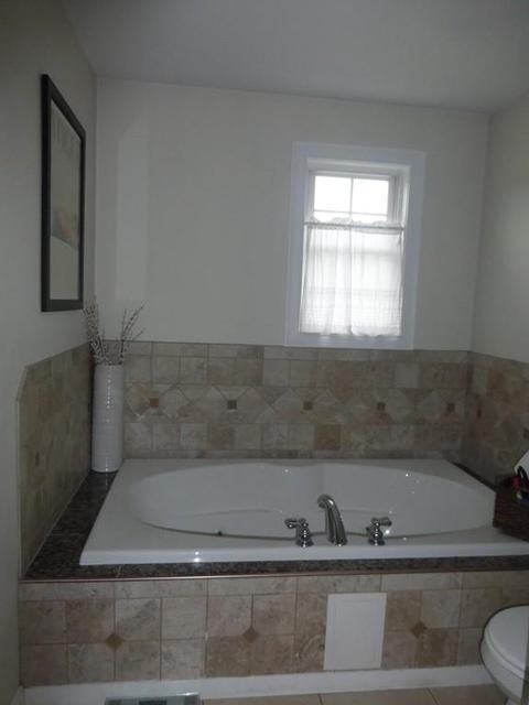 60 Beaumont Ave, Chicopee, MA 01013 photo 13