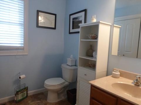 60 Beaumont Ave, Chicopee, MA 01013 photo 8