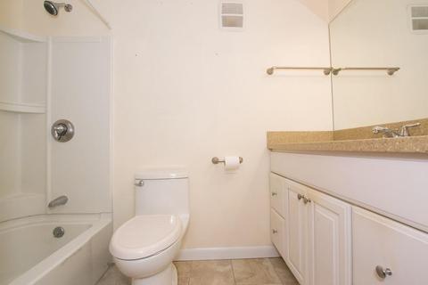 51 Will Dr #132, Canton, MA 02021 photo 8