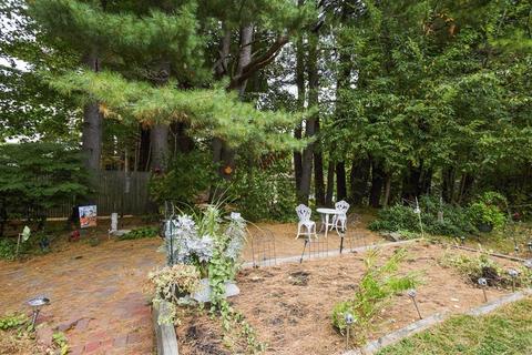 8 Maple Crest Cir #E, Holyoke, MA 01040 photo 20
