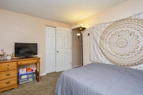 8 Maple Crest Cir #E, Holyoke, MA 01040 photo 14